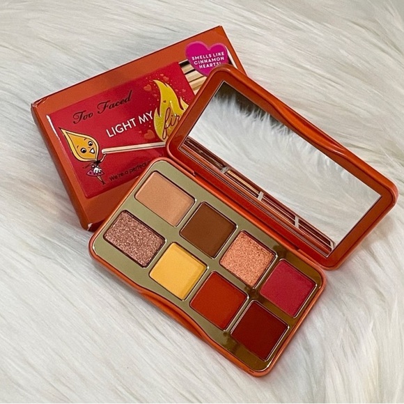 Too Faced Light My Fire On-The-Fly Eyeshadow Palette - Picture 1 of 5